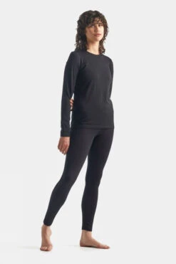 Icebreaker Womens 200 Oasis Long Sleeve Crew Top -COTSWOLD OUTDOOR Shop a4924800 7070 o