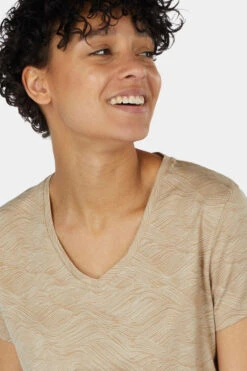 Womens Vicki T-Shirt 13 Womens Vicki T-Shirt -COTSWOLD OUTDOOR Shop b11bac0421 1487 u