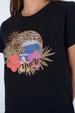 Hurley Womens Leopard Classic Tee -COTSWOLD OUTDOOR Shop b11bac0563 7070 d