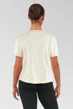 Fjallraven Womens Fjällblomster Logo T-Shirt 9 Fjallraven Womens Fjällblomster Logo T-Shirt -COTSWOLD OUTDOOR Shop b11bac0725 1111 e