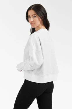 Womens Erica Sweatshirt -COTSWOLD OUTDOOR Shop b11bfa0307 7373 t