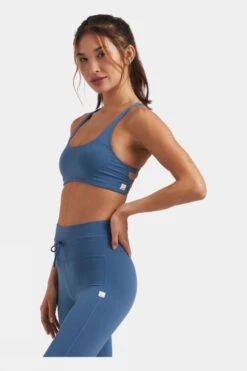 Vuori Womens Yosemite Sports Bra -COTSWOLD OUTDOOR Shop b11gb90033 4040 q