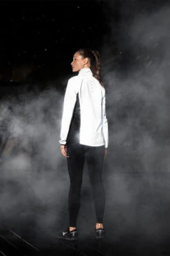 Endurance Womens Rumey Light The Night Jacket -COTSWOLD OUTDOOR Shop c11af90032 1515 j