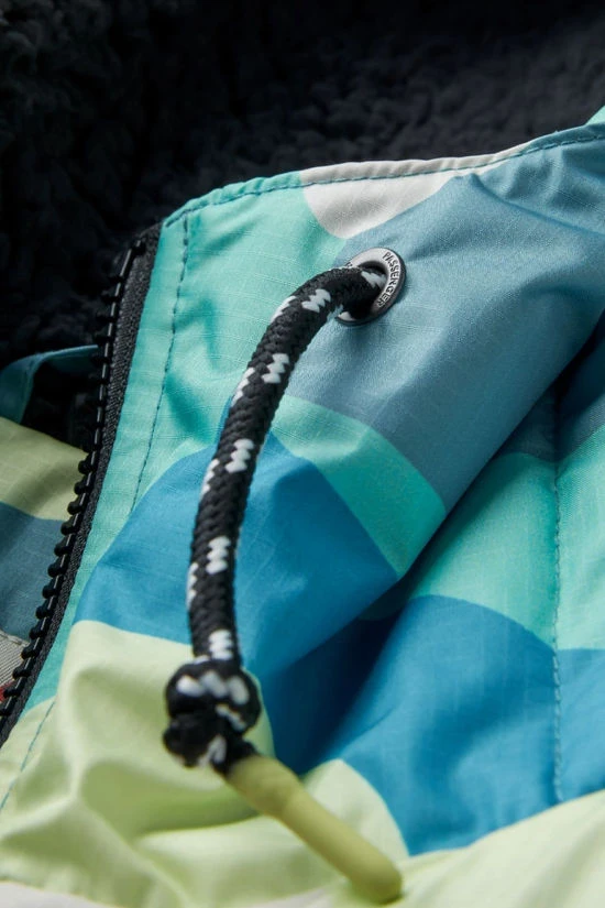 Unisex Waves Recycled Sherpa Lined Changing Robe 3 Unisex Waves Recycled Sherpa Lined Changing Robe - Image 3