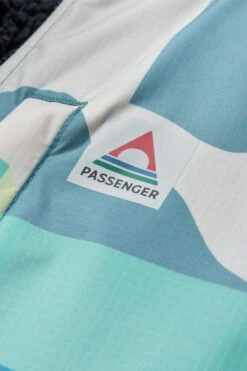 Unisex Waves Recycled Sherpa Lined Changing Robe 15 Unisex Waves Recycled Sherpa Lined Changing Robe -COTSWOLD OUTDOOR Shop f11jcd0016 4087 d